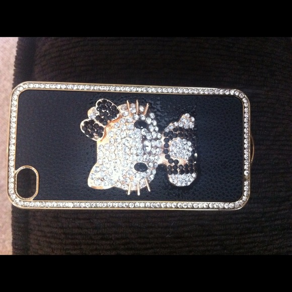 New iPhone 4 diamond hello kitty case