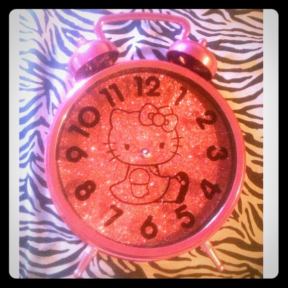 Brand new Hot pink hello kitty alarm clock 🎀💞💗