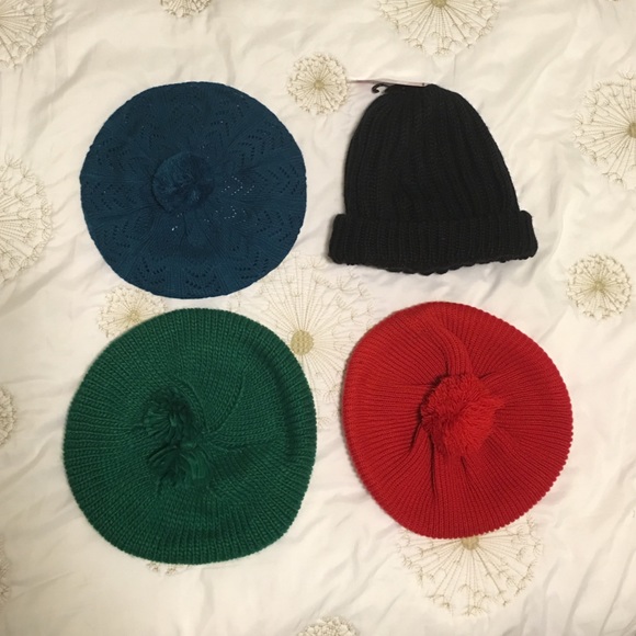 H&M F21 Beret Beanie Bundle 4 NWOT