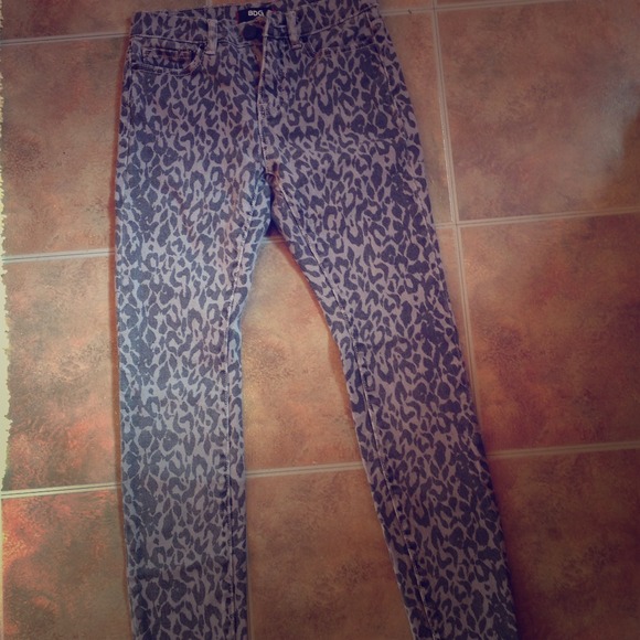 Hi waisted Leopard print urban outfitters jeans