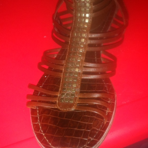 Sandals! - Picture 2 of 4