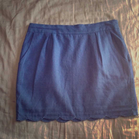 F21 Navy Linen Scalloped Hem Mini skirt Small