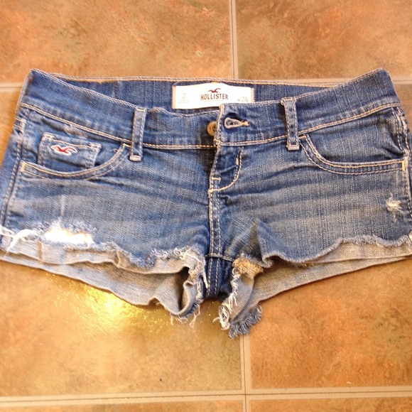 Medium wash destroyed Hollister jean shorts