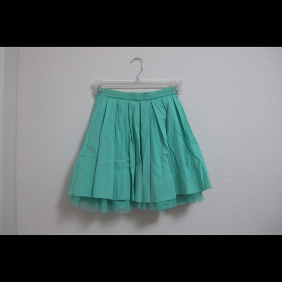 ❎SOLD❎Mint Skater Skirt
