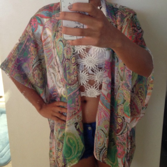 ❤️sold❤️LF kimono - Picture 2 of 4
