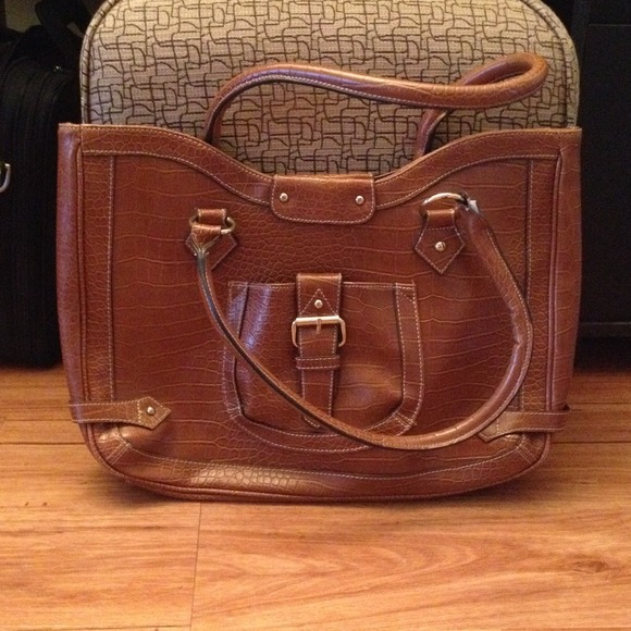 Merona Large Purse - Picture 3 of 3