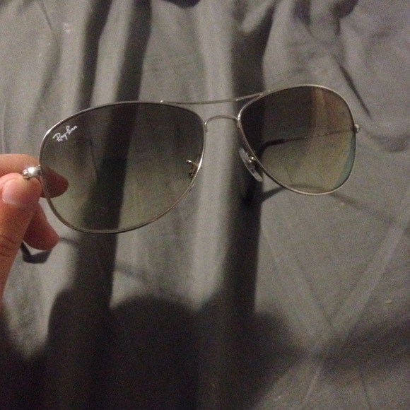 Silver Rayban Aviator Sunglasses