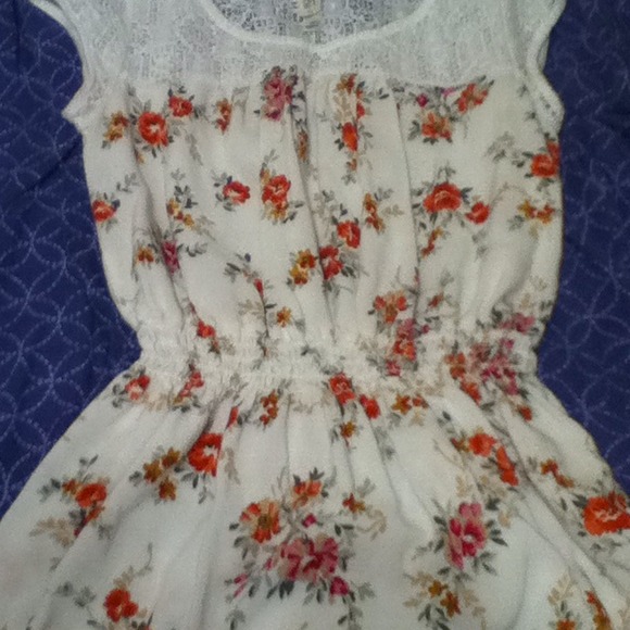 Sounds matter size small top