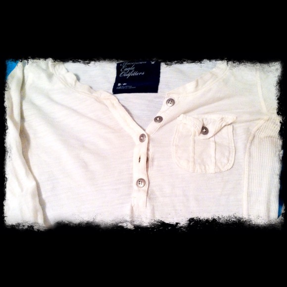 American Eagle Long Sleeve Henley