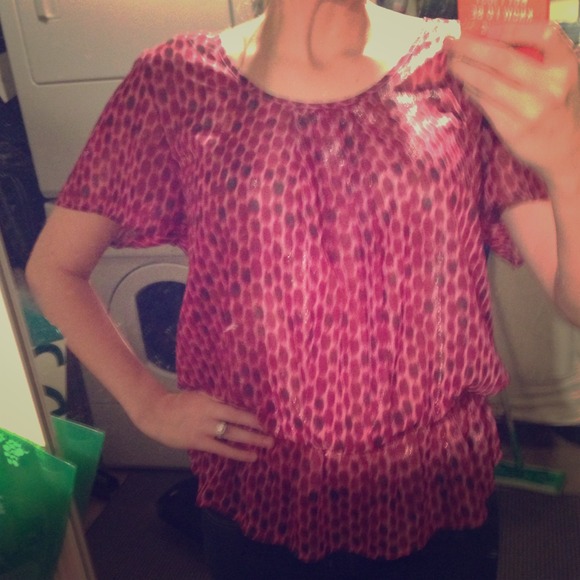 Limited flowy fushia top