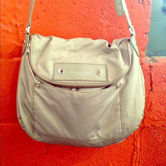 🔴SOLD🔴Marc by Marc Jacobs Preppy Nylon Sasha bag