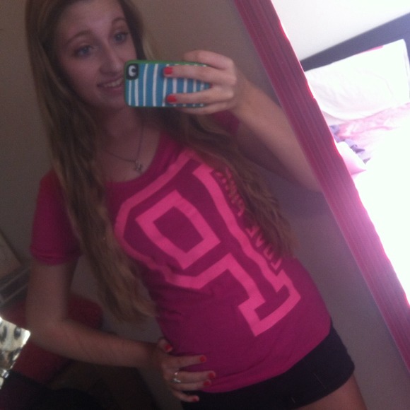 VICTORIAS SECRET hot pink top💕 - Picture 3 of 3