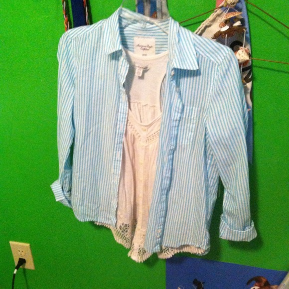 Blue and white stripped top