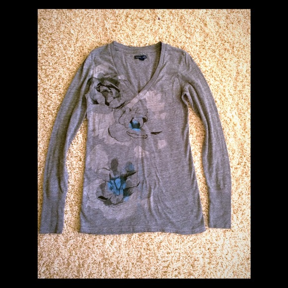 ❌SOLD❌AE American Eagle grey tee