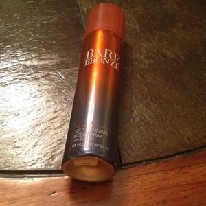 Bare bronze VS tanning spray