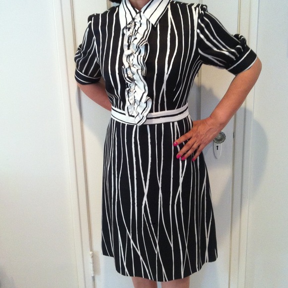 ✨REDUCED this weekend✨Tory Burch all silk dress.