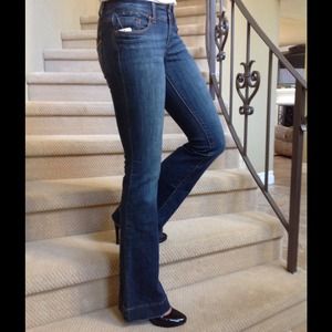 7Seven For All Mankind Size 25 flare. New tags on.