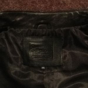 Tanyashopping@took three picture