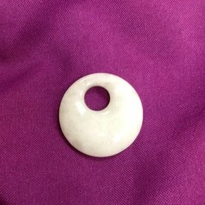 AUTHENTIC JADE (chain not included)
