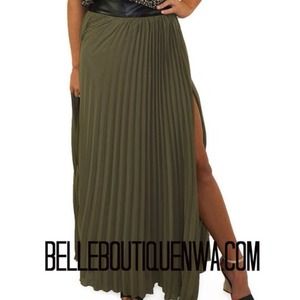 NWT olive green maxi skirt L