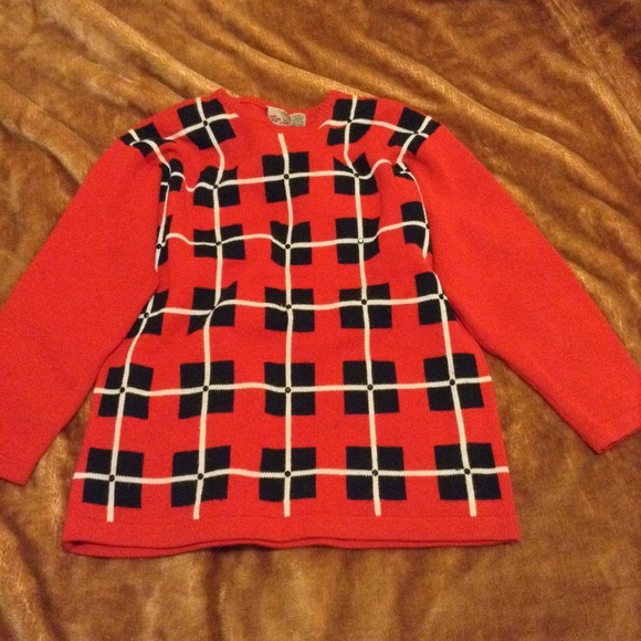 Over sized sweaters - Picture 2 of 3