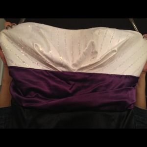 Black and purple dress! Click for full view! Clean