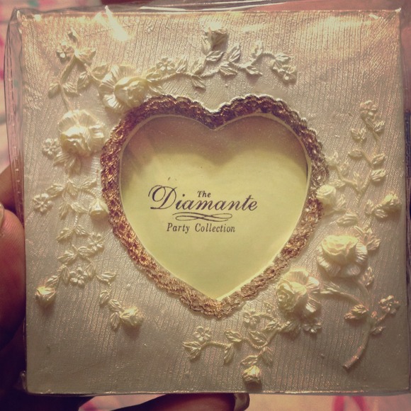 Party favor picture frames for SALE!! - Picture 1 of 2