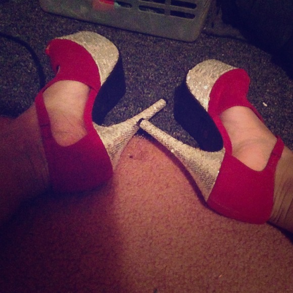Glitter heels !!!