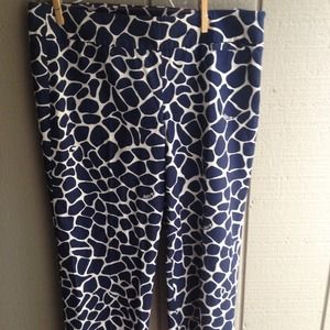 Lilly Pulitzer size 8Palm beach fit cropped pants