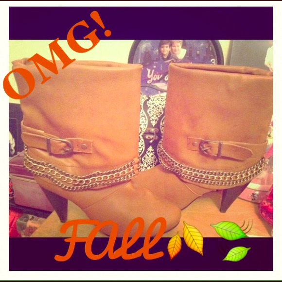 🎀Tan leather booties🎀