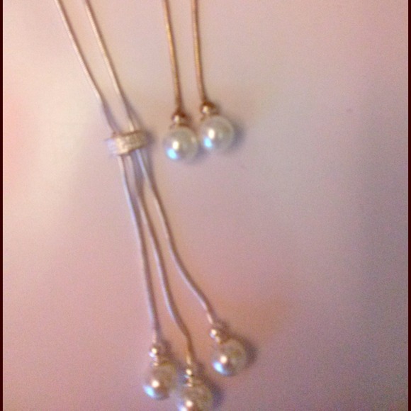Pearl set- Earring and Necklace.