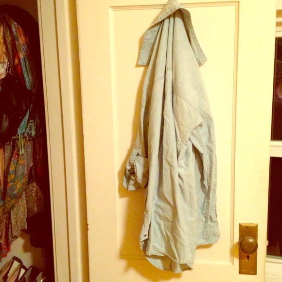 Long chambray shirt
