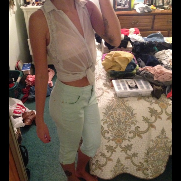 ❌Sold❌ - Picture 2 of 3