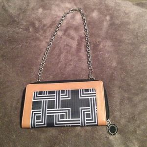 LeSportsac wallet/clutch NWOT