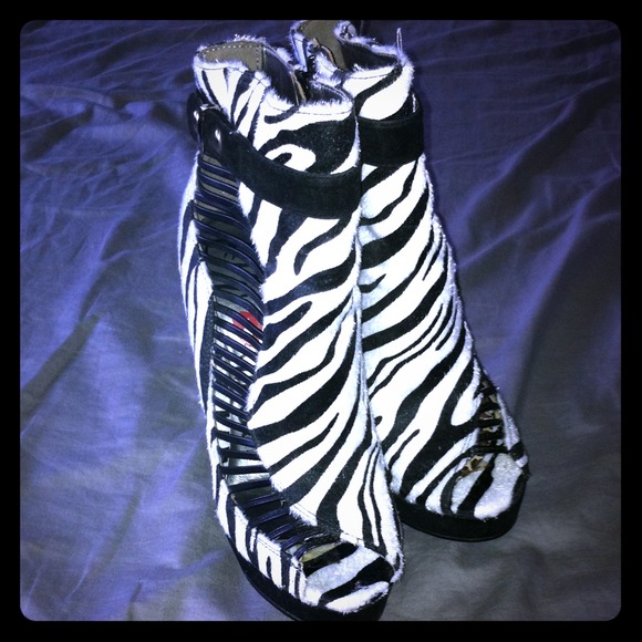 Zebra Print Peep-Toe Booties!! PRICE LOWERED!!