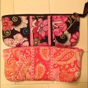2 Vera Bradley pouches bundle