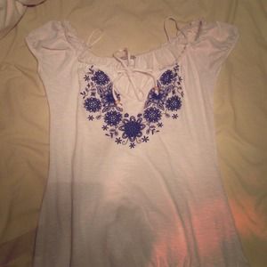 Off the shoulder too