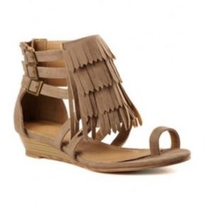 Fringe sandals