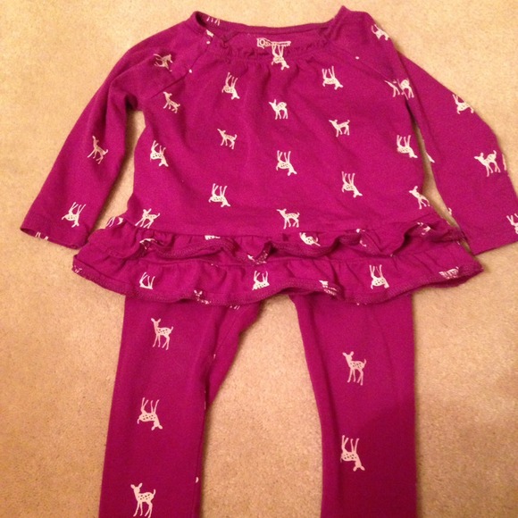 ⛔️sold in a bundle⛔️Girl outfit!