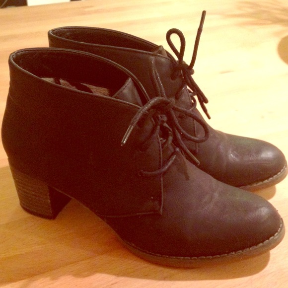 Black booties, size 7.5/8 US or 38 European
