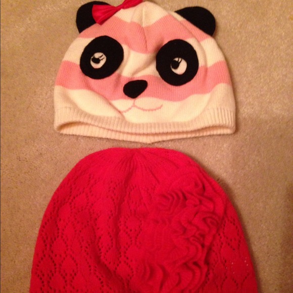 ⛔️Sold in a bundle⛔️Fall/winter warm hats!
