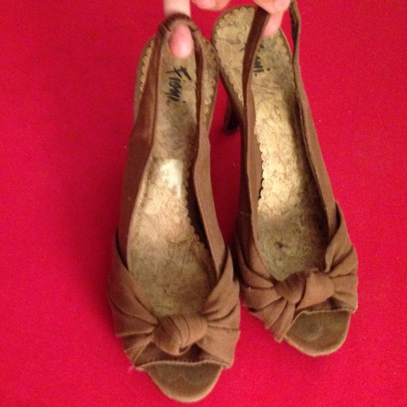 Shoes!!! - Picture 2 of 2