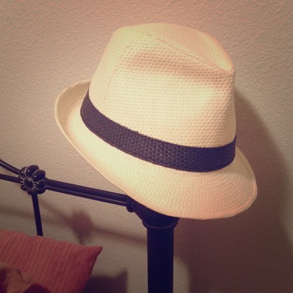 ❌SOLD❌ White Fedora