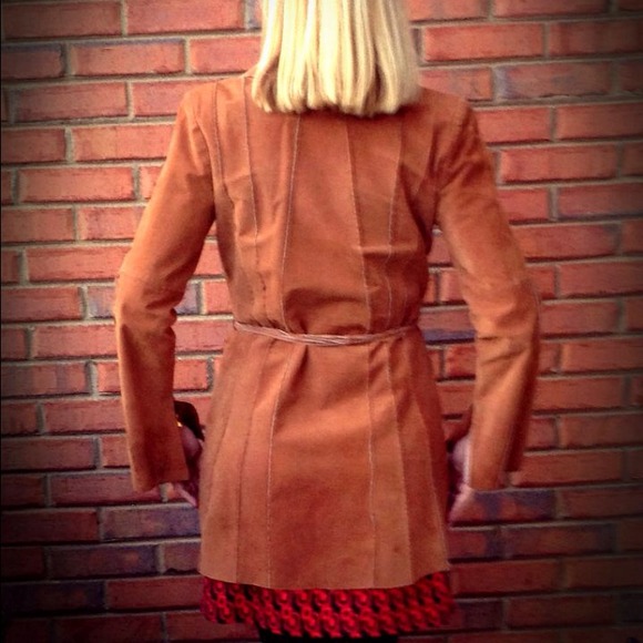 SOLD IN BUNDLE!📦suede,lined,fitted style jacket - Picture 3 of 4