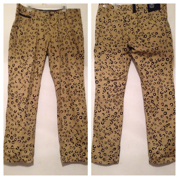 Other - Akoo brand men's jeans