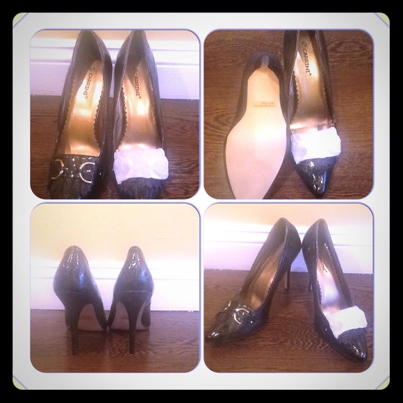 Brand New Green Shoes - Comfortable & Cute!