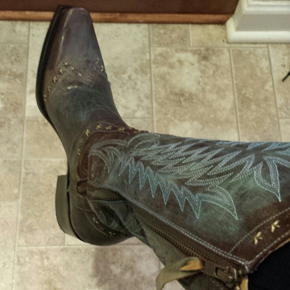 β€οΈHP!!!β€οΈOld Gringos size 6.5 Rockstar NWT coool!! - Picture 4 of 4