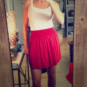 A Slimming High-Waist Red Zara Skirt