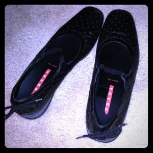 💯Authentic Prada loafers