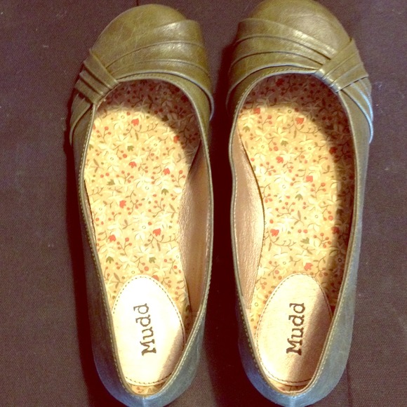 Olive Flats